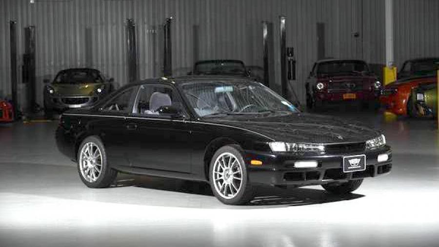  Nissan 240SX 1997 года  (фото 1 из 10)